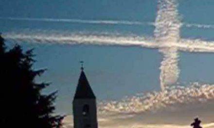 Una gran cruz ha aparecido en los cielos de Medjugorje. VIDEO