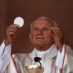 5Papa-celebrando-a-eucaristia-300×207