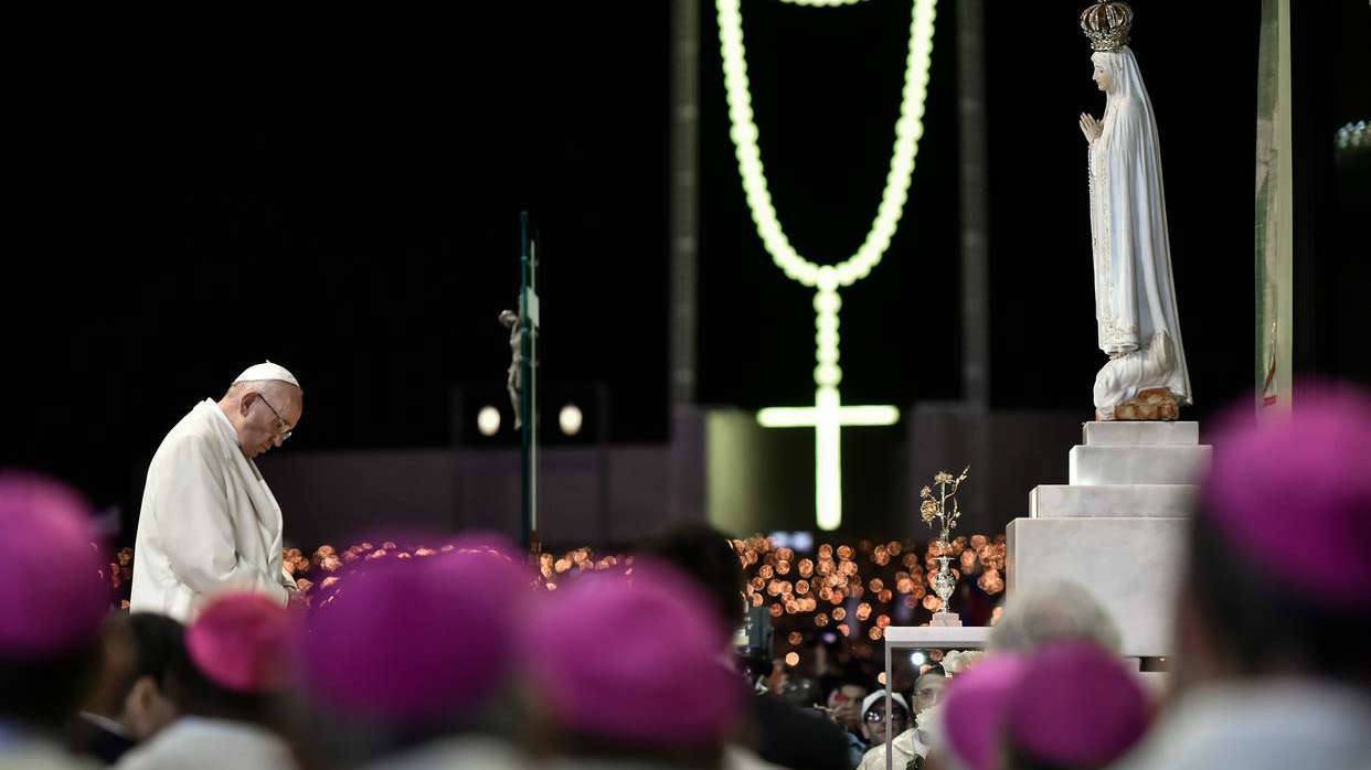 Oración de Papa Francisco a la Virgen de Fátima