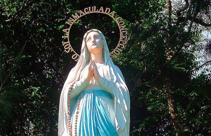 Virgen de Lourdes