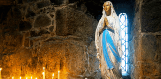 Virgen de Lourdes